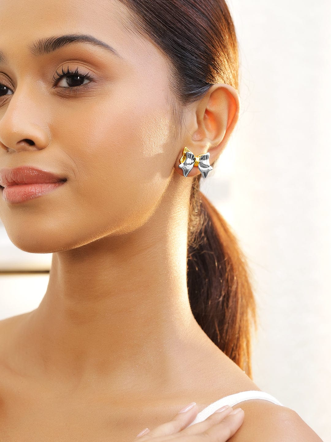 rubans-18k-gold-silver-dual-plated-bow-shaped-stud-earrings-earrings-1129222122.jpg