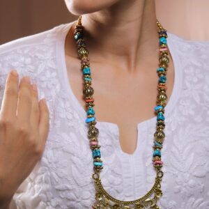 Oxidized Silver-Plated Multicolor Carved Beads Bohemian Necklace with Crescent Pendant - Multicolor
